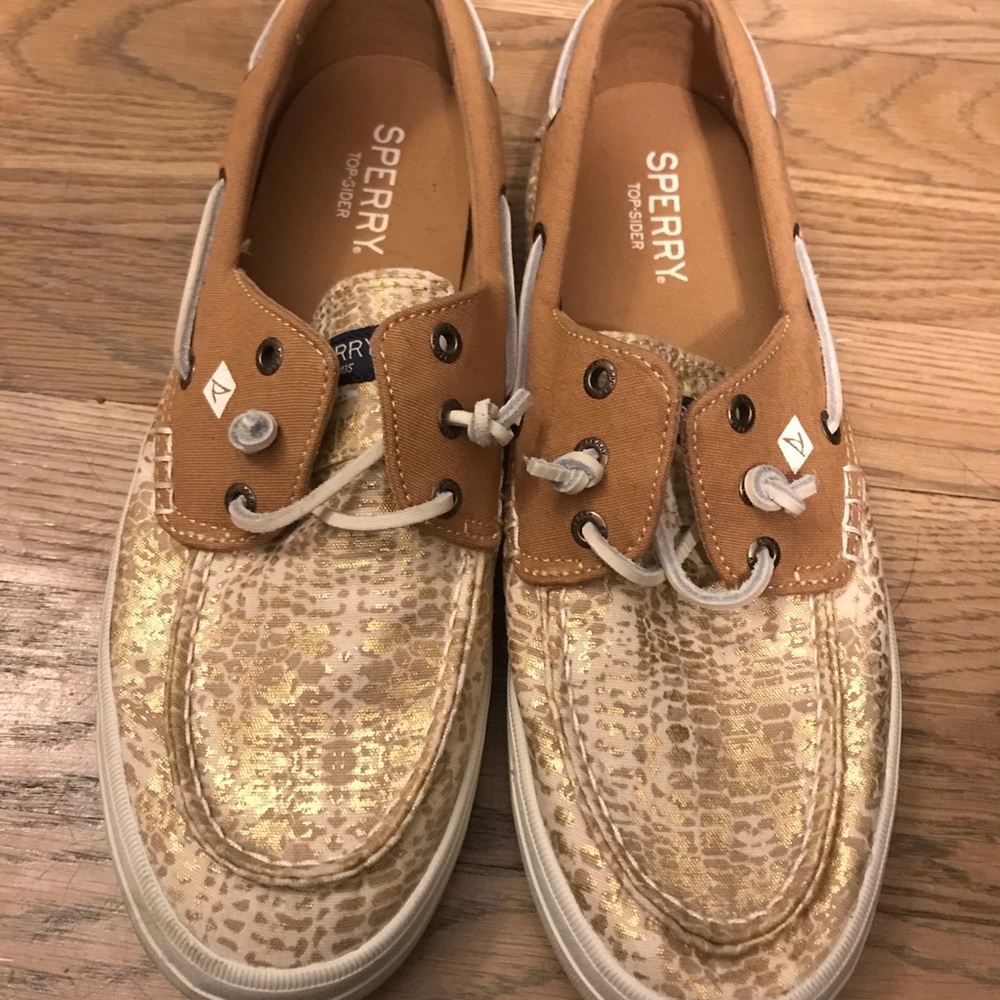 Women’s sperry. Brand new condition.
